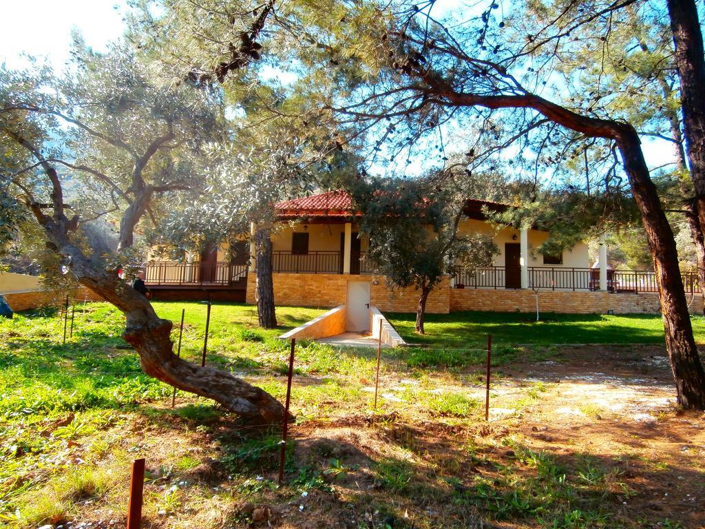 Villa Barouti Koinyra Exteriör bild